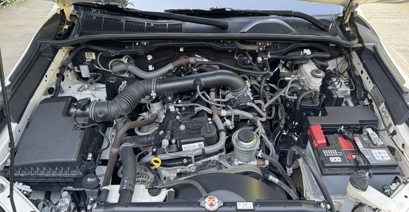 Toyota Hilux 2022 - 595 000 TMT - Ашхабад - img 8