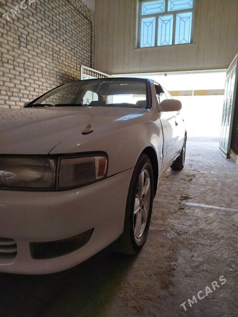 Toyota Cresta 1992 - 60 000 TMT - Мары - img 1