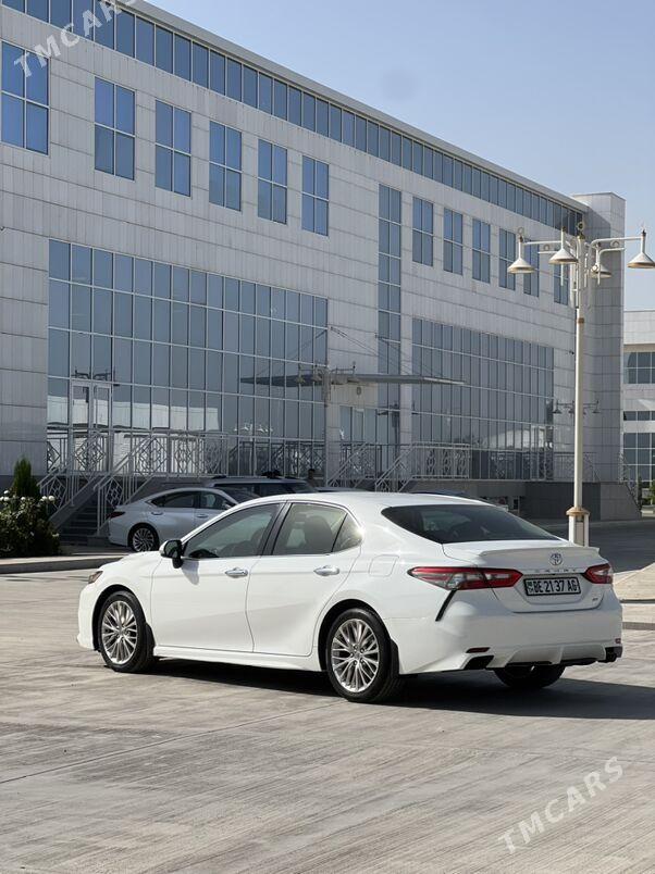 Toyota Camry 2018 - 305 000 TMT - Ашхабад - img 4