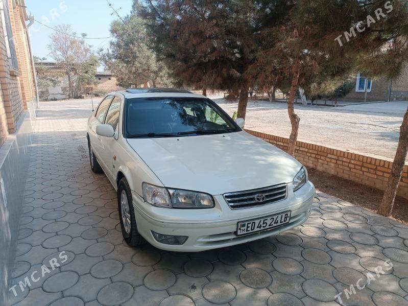 Toyota Camry 2000 - 170 000 TMT - Керки - img 3