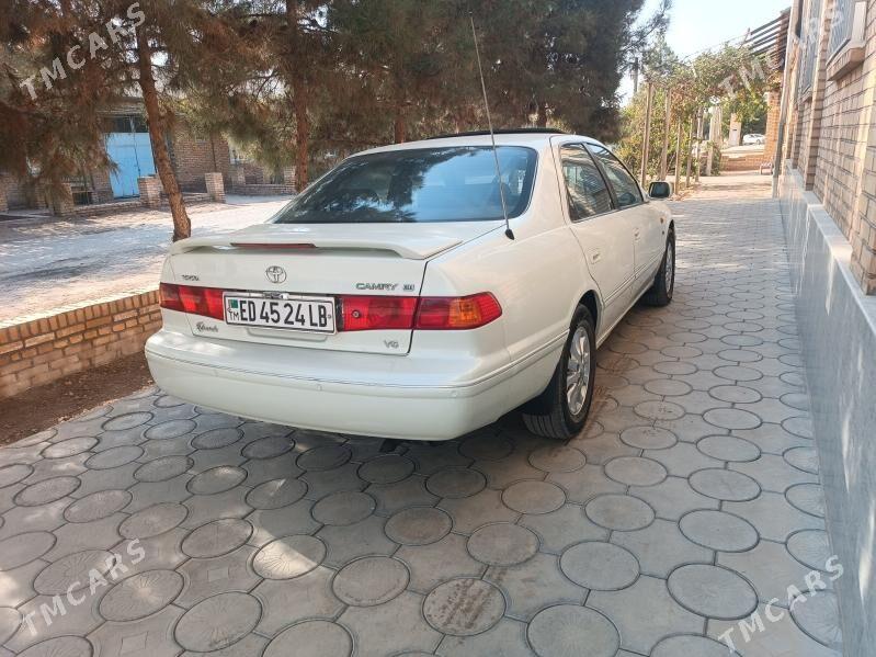 Toyota Camry 2000 - 170 000 TMT - Керки - img 7