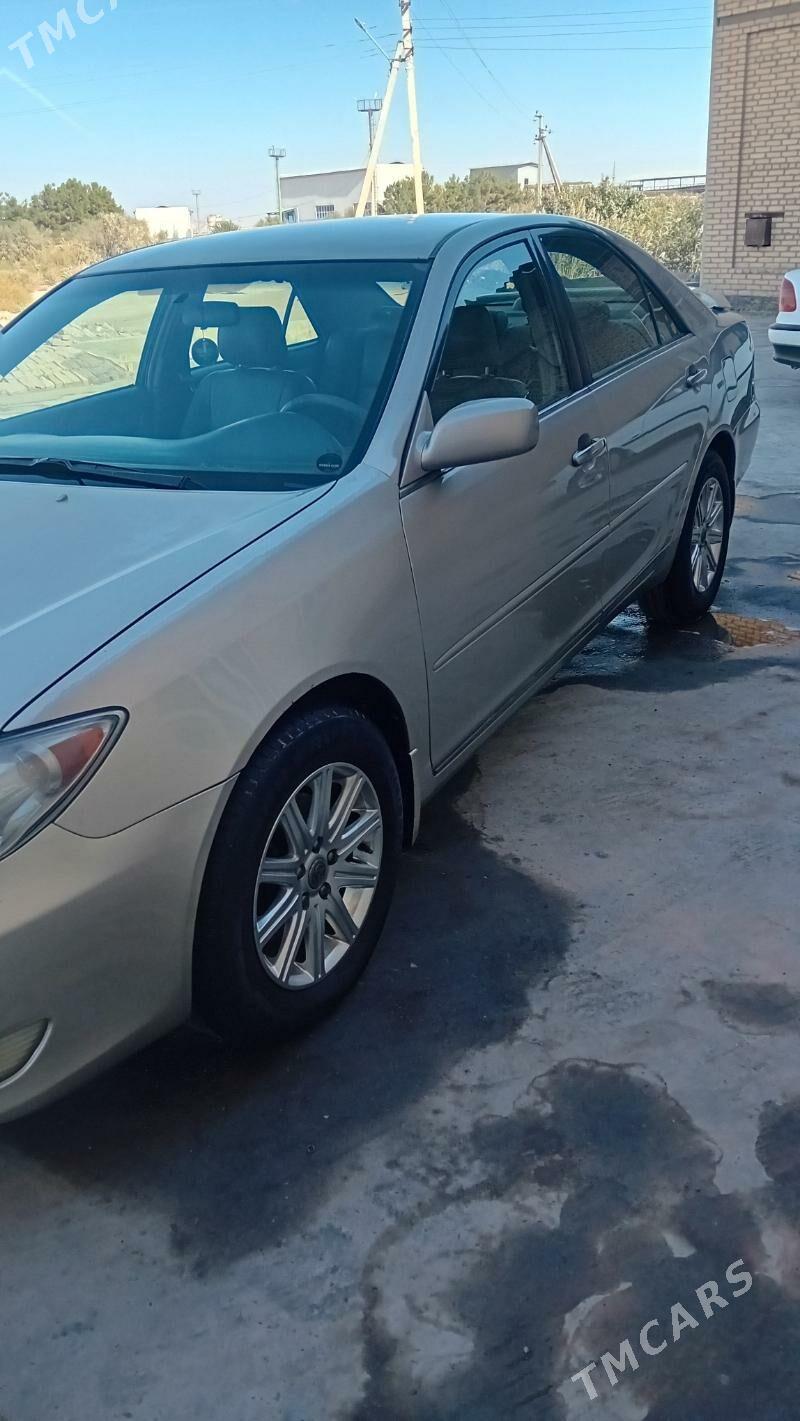 Toyota Camry 2005 - 190 000 TMT - Сакар - img 3