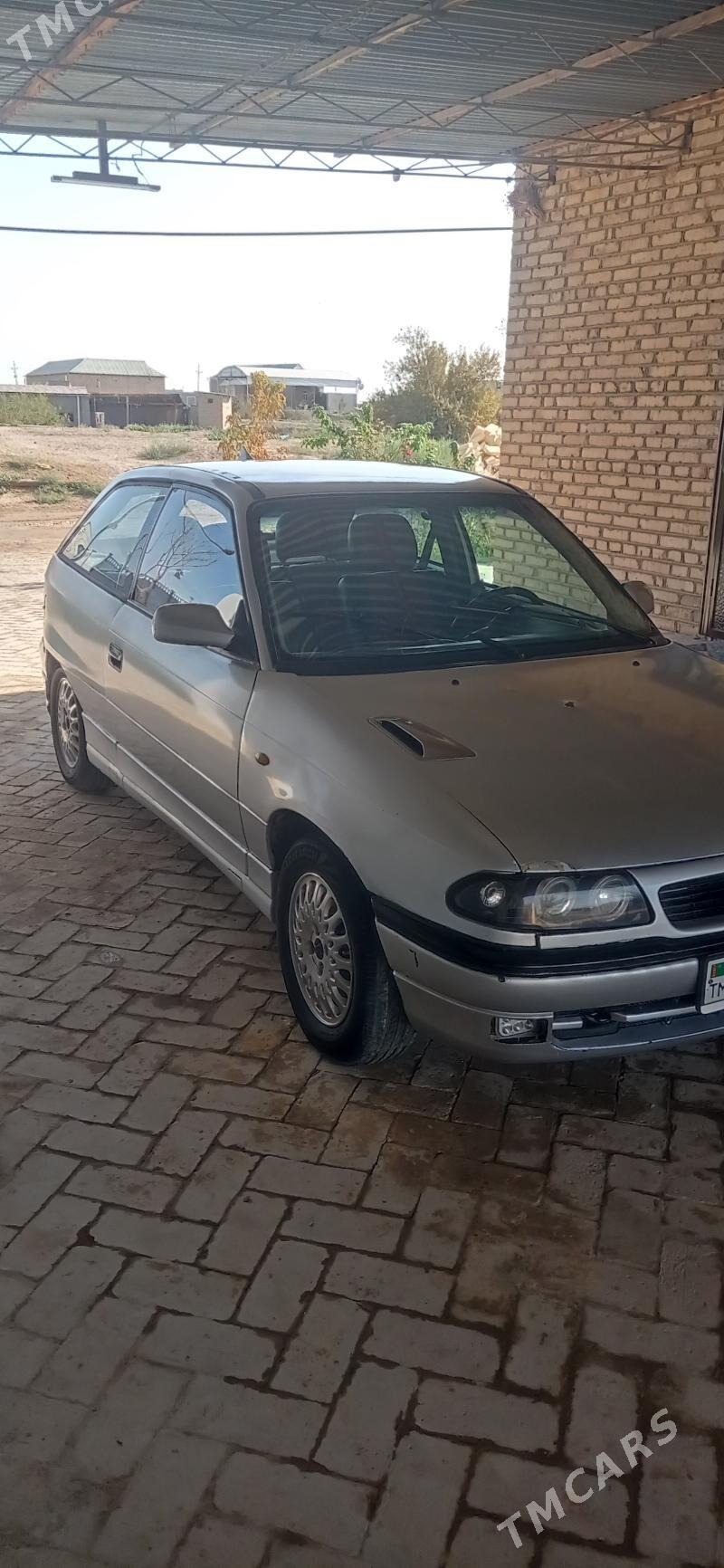 Opel Astra 1991 - 28 000 TMT - Ёлётен - img 6
