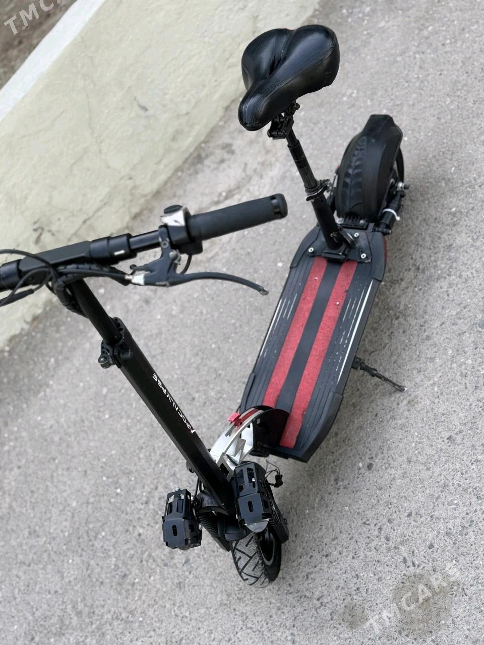 Skuter tokly - Хитровка - img 3