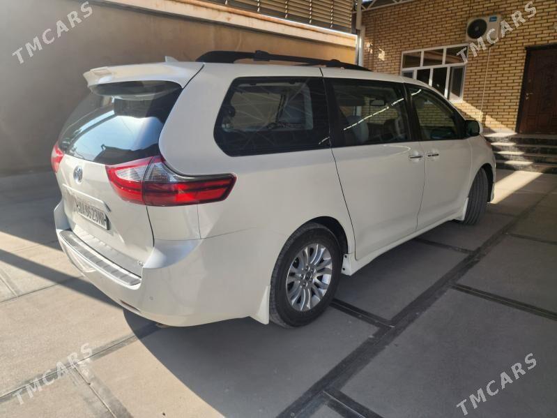Toyota Sienna 2020 - 540 000 TMT - Мары - img 2