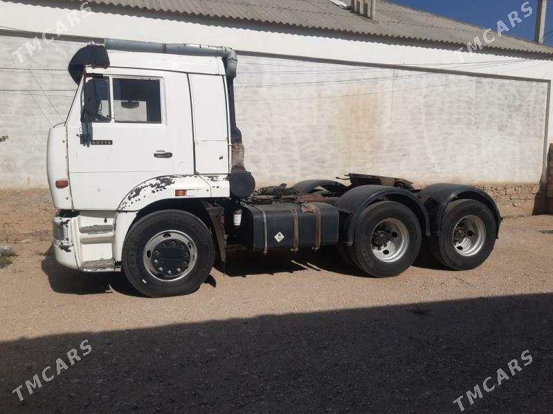 Kamaz 6520 2013 - 330 000 TMT - Balkanabat - img 5