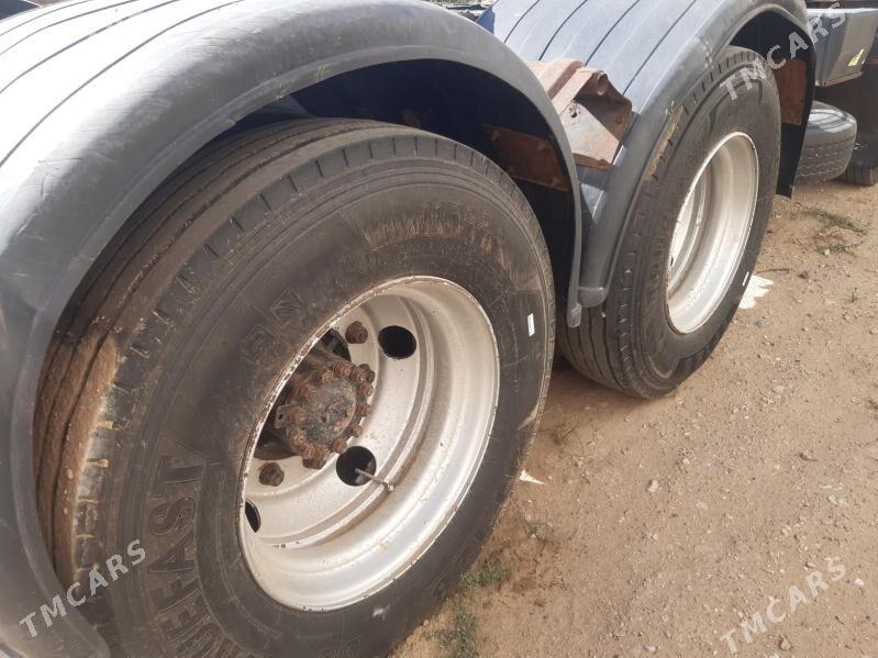 Kamaz 6520 2013 - 330 000 TMT - Balkanabat - img 4