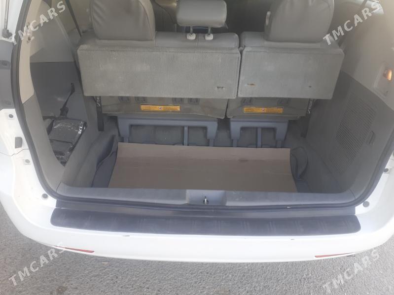 Toyota Sienna 2012 - 315 000 TMT - Büzmeýin GRES - img 9