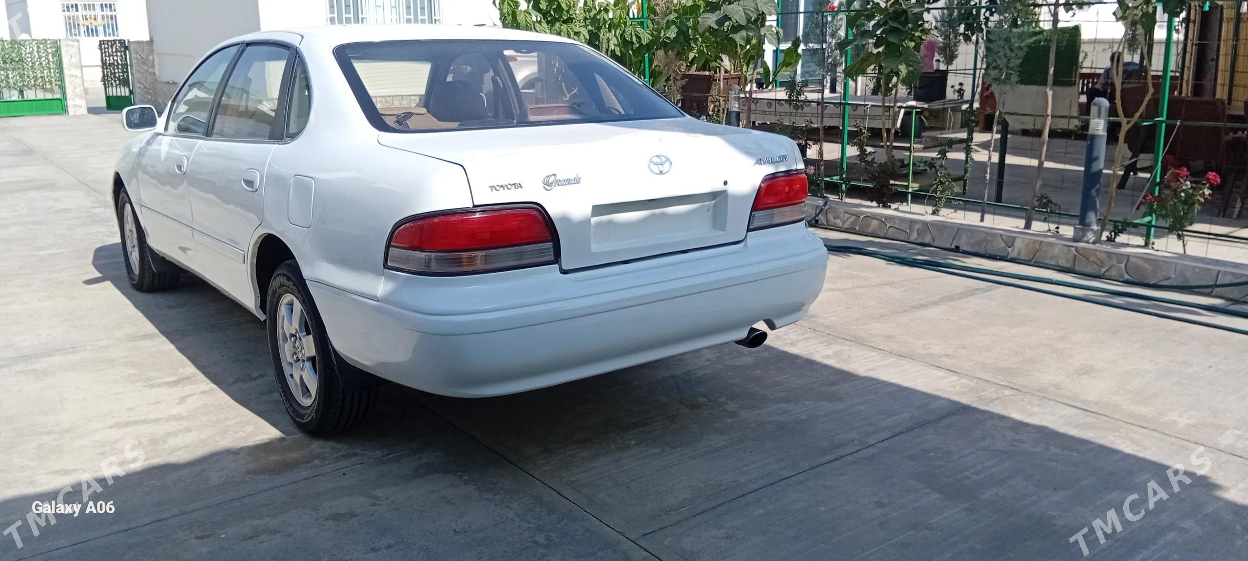 Toyota Avalon 1997 - 112 000 TMT - Çärjew - img 4