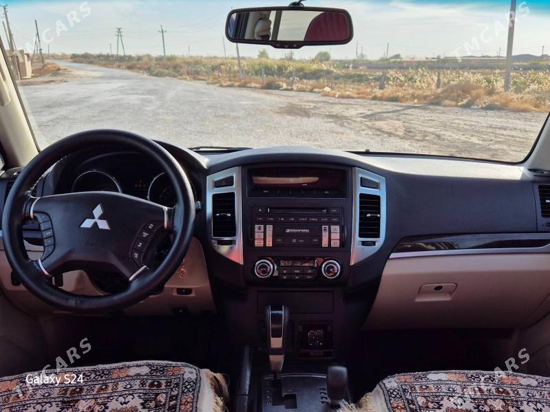 Mitsubishi Pajero 2014 - 270 000 TMT - Туркменабат - img 10