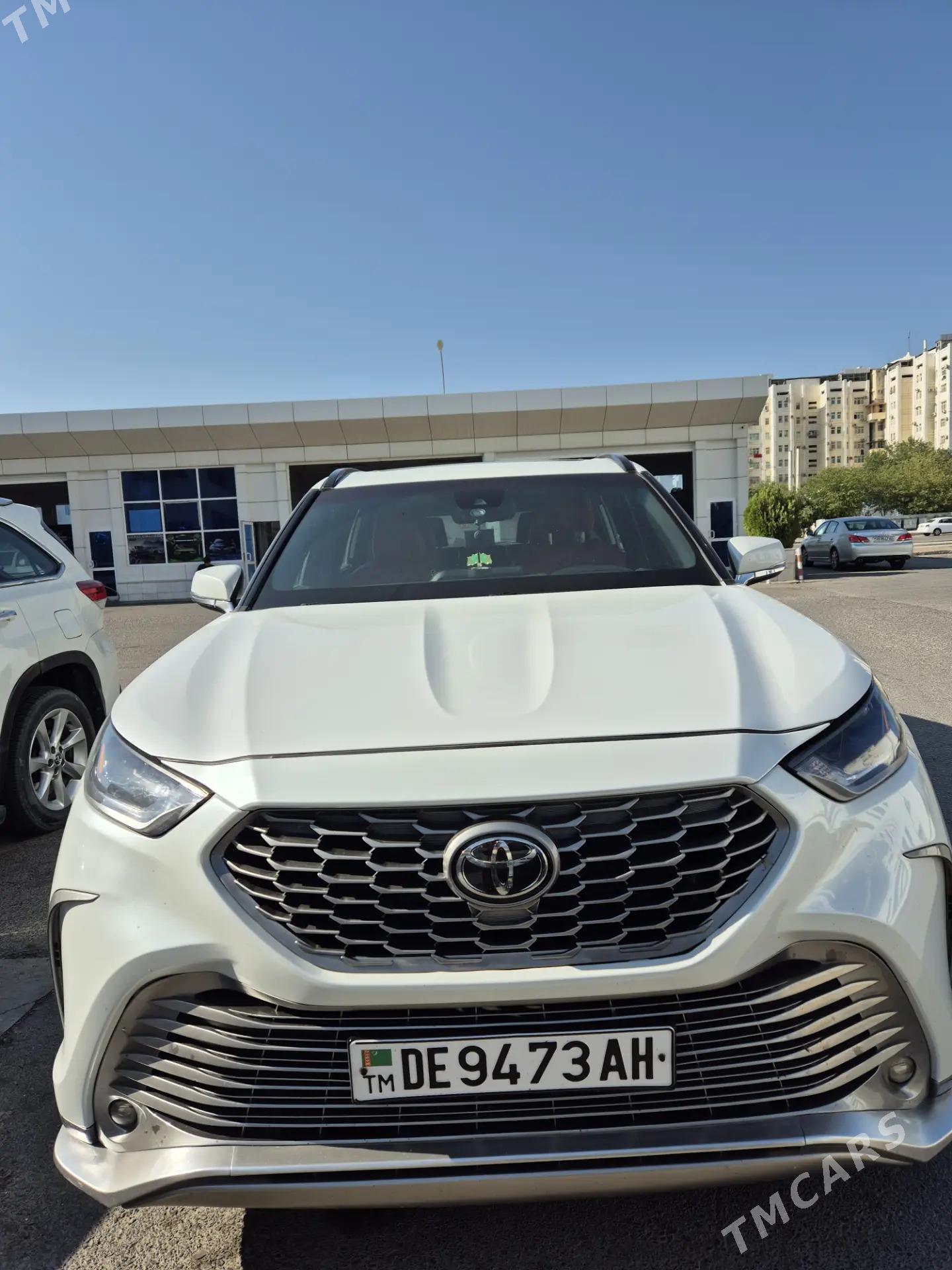 Toyota Highlander 2022 - 625 000 TMT - Ашхабад - img 1