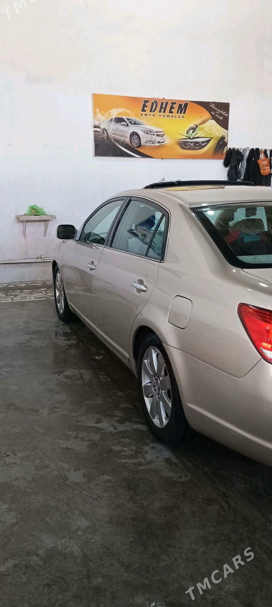 Toyota Avalon 2006 - 200 000 TMT - Baýramaly - img 4