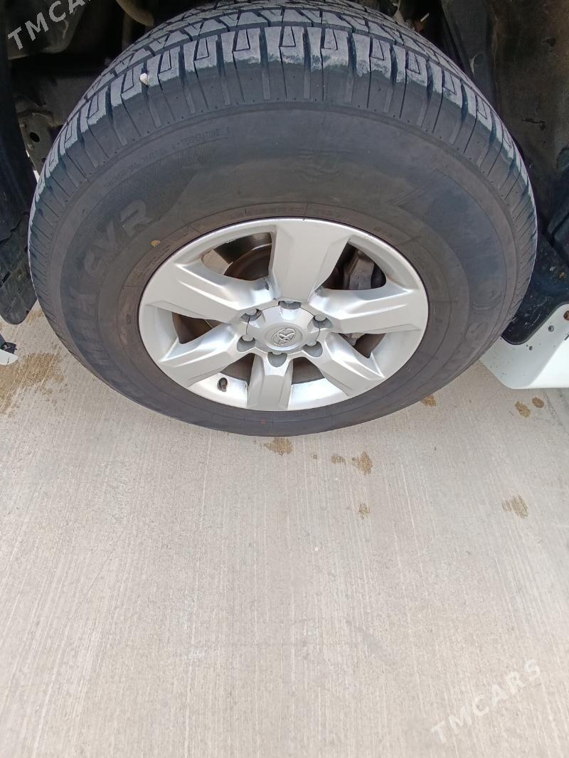 Toyota Land Cruiser Prado 2014 - 640 000 TMT - Hazar - img 3