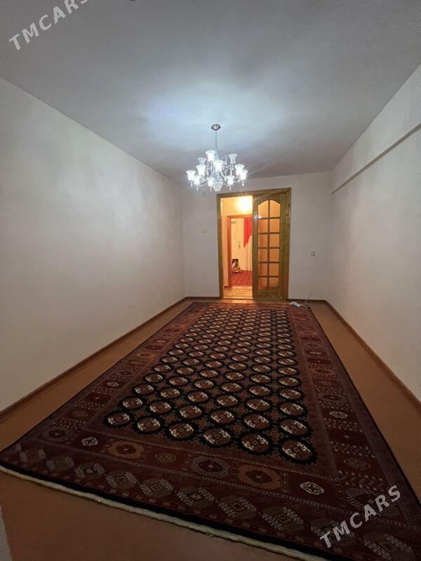 210kw 2etaz 3komnat - Balkanabat - img 4