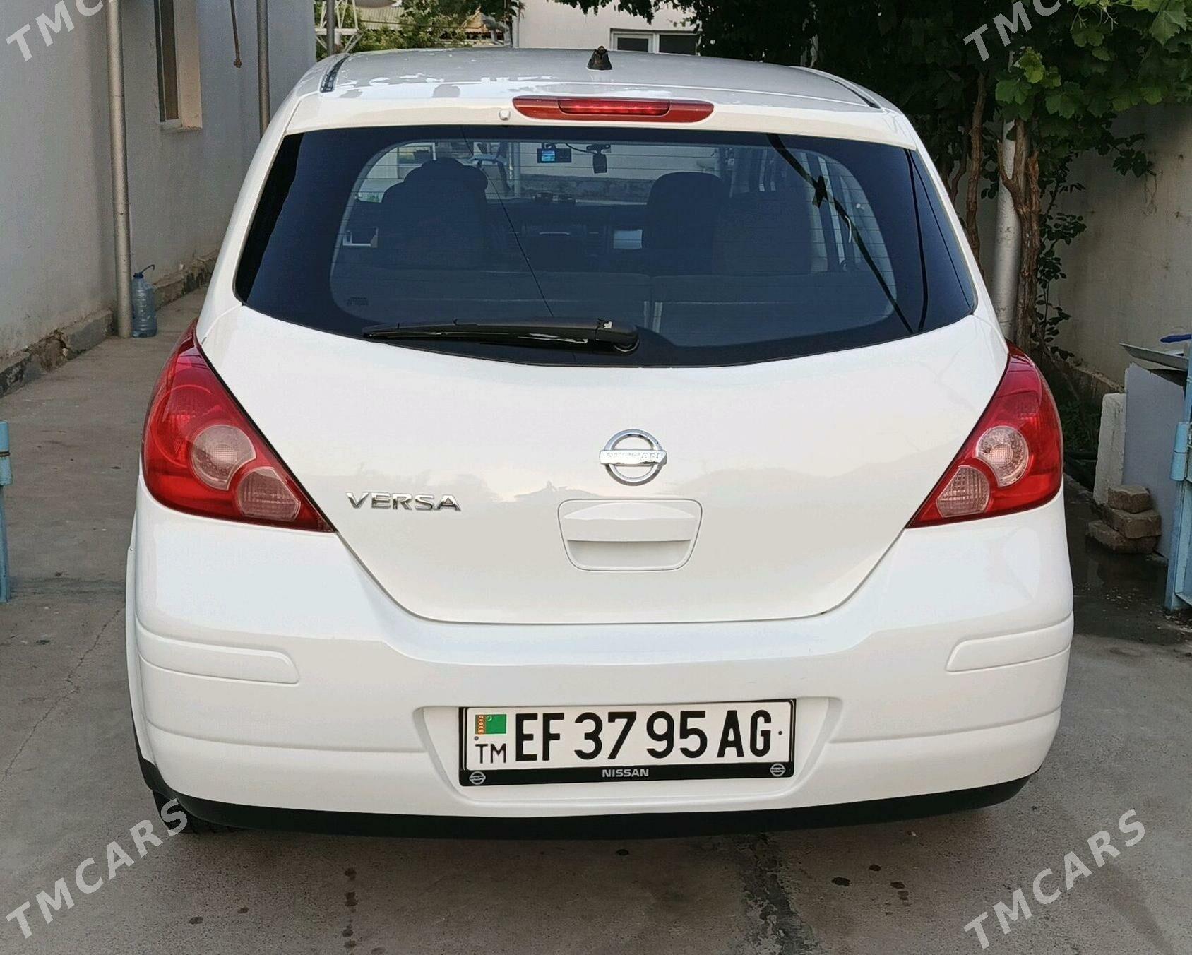 Nissan Versa 2010 - 125 000 TMT - Ашхабад - img 2