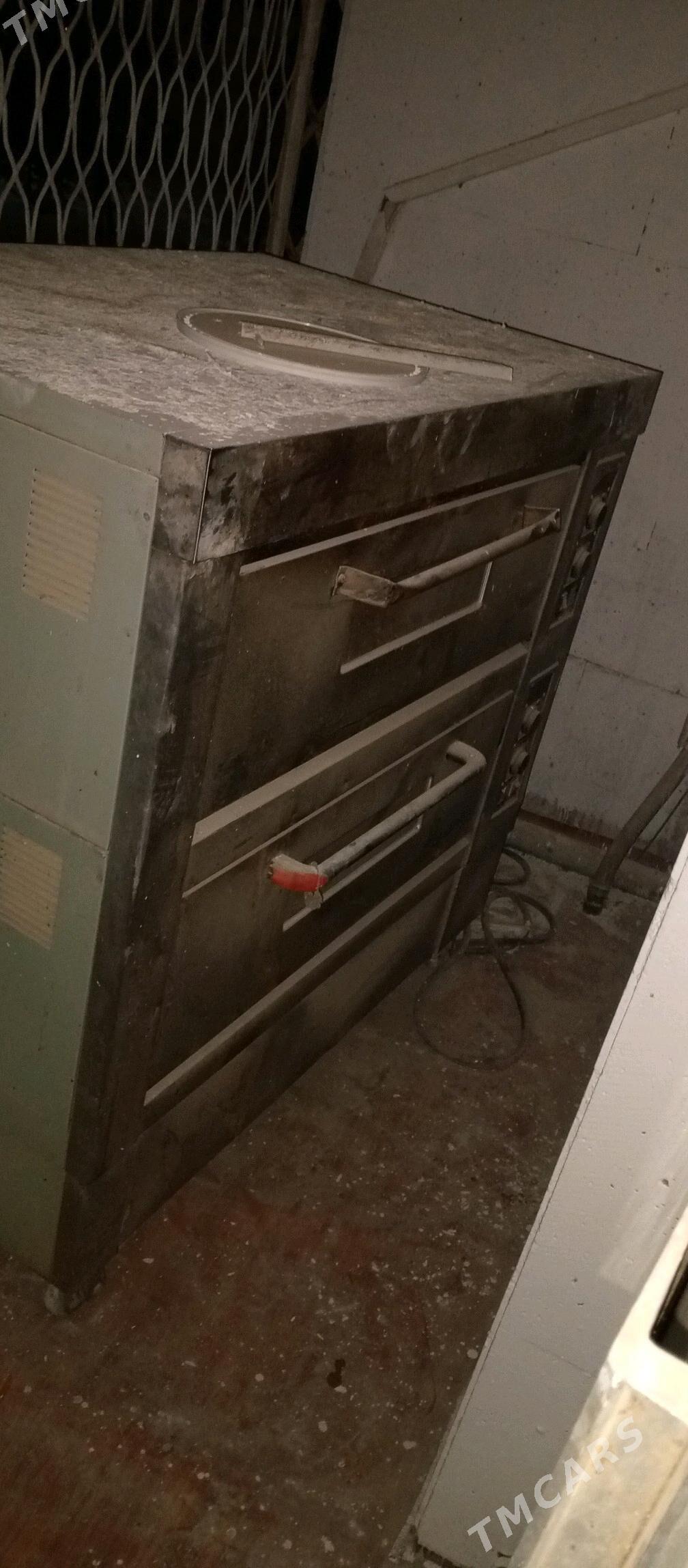 Uly peçka 2 gozli stalawoylar - Aşgabat - img 1