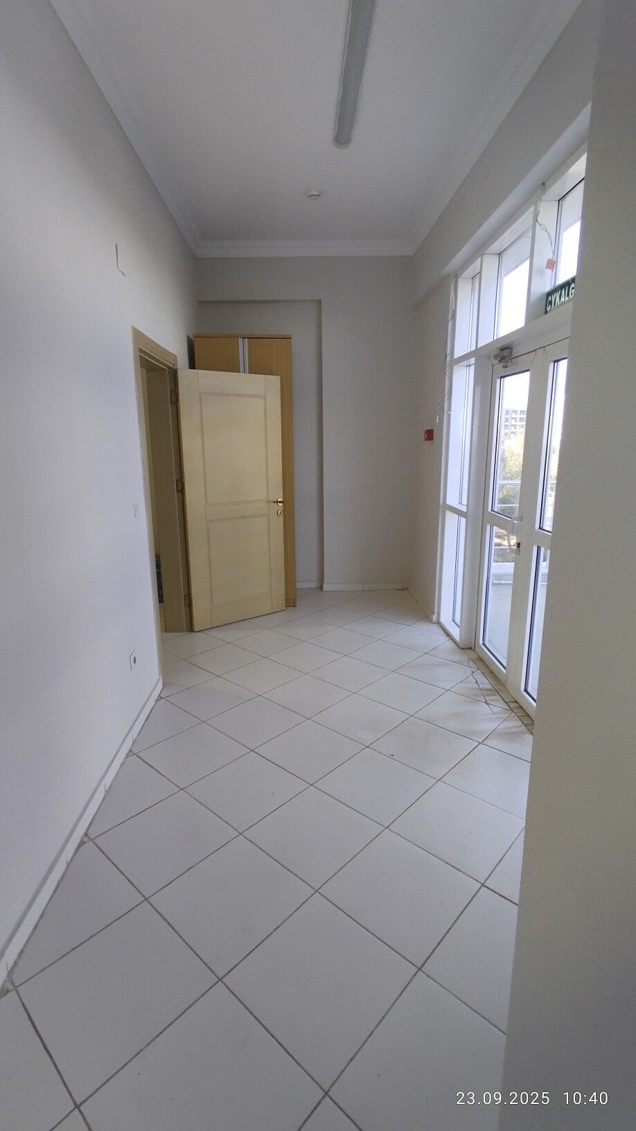 Gurtly 1et pomişenýe 240m²4kom - Гуртли - img 1