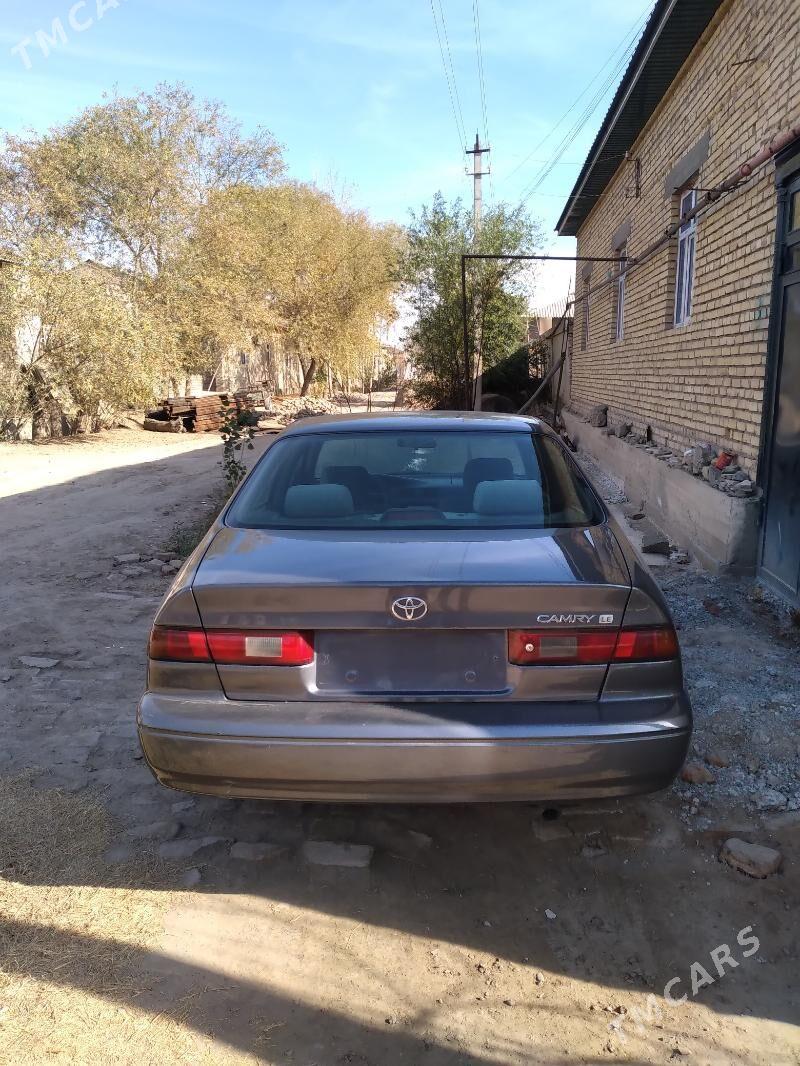 Toyota Camry 1998 - 150 000 TMT - Köneürgenç - img 9