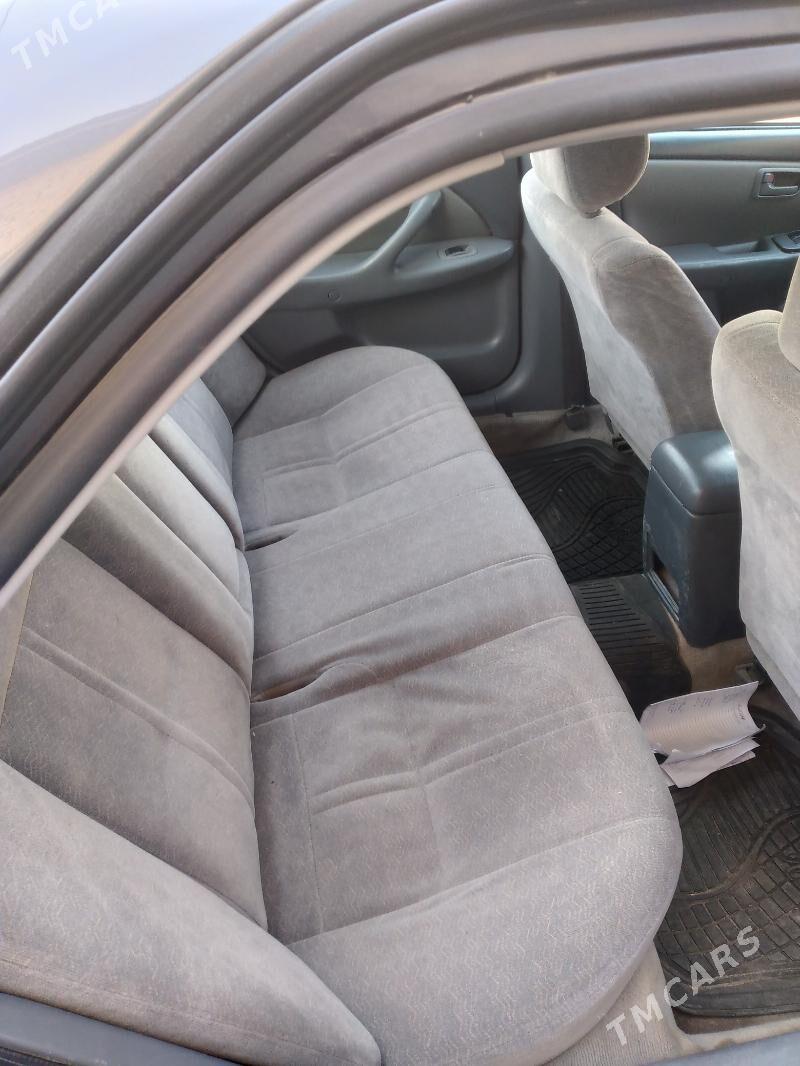 Toyota Camry 1998 - 150 000 TMT - Köneürgenç - img 3