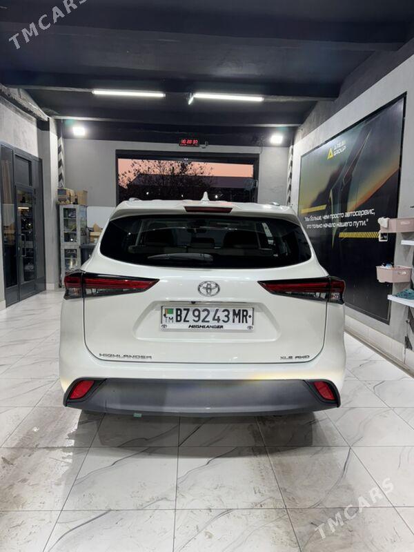 Toyota Highlander 2021 - 700 000 TMT - Мары - img 1