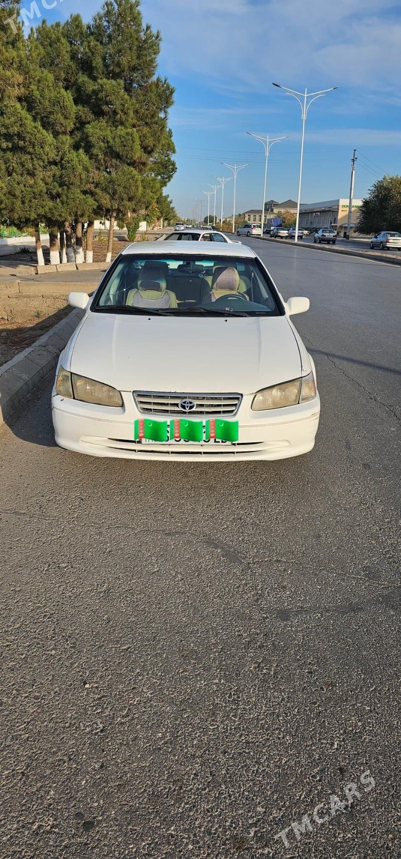 Toyota Camry 2000 - 142 000 TMT - Туркменабат - img 1