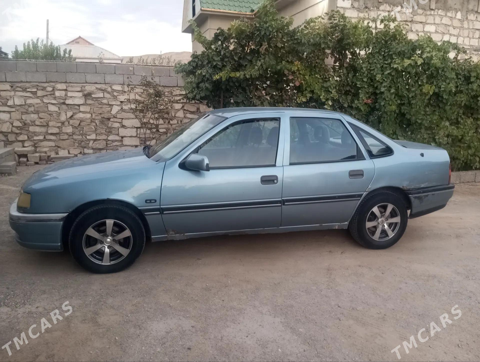 Opel Vectra 1989 - 29 000 TMT - Туркменбаши - img 1