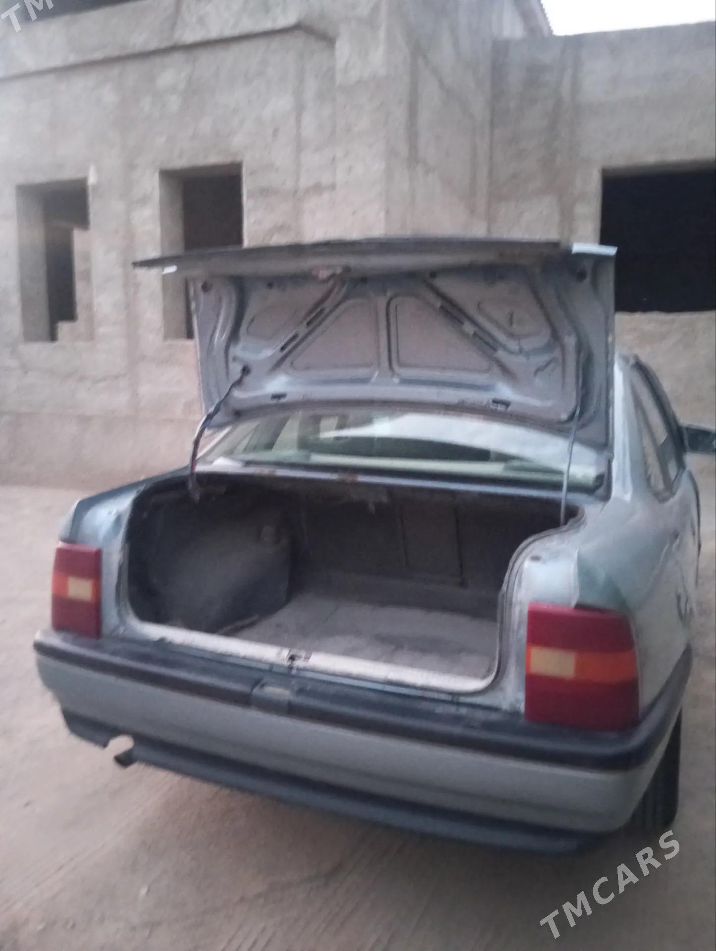 Opel Vectra 1989 - 29 000 TMT - Туркменбаши - img 5