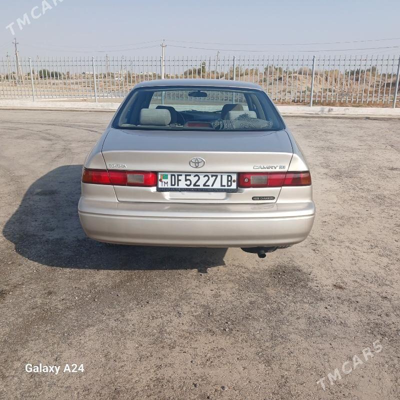 Toyota Camry 1998 - 130 000 TMT - Халач - img 7