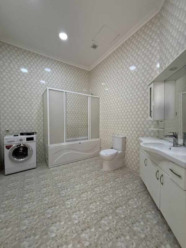 4 ком Московская 8 этаж - Moskowskiý köç. (10 ýyl abadançylyk şaýoly) - img 8