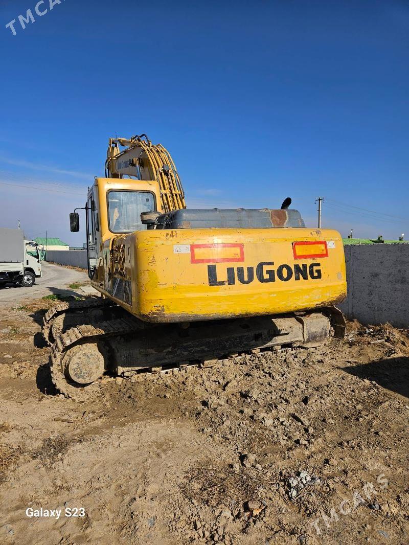 LiuGong CLG 925E 2010 - 800 000 TMT - Ашхабад - img 3