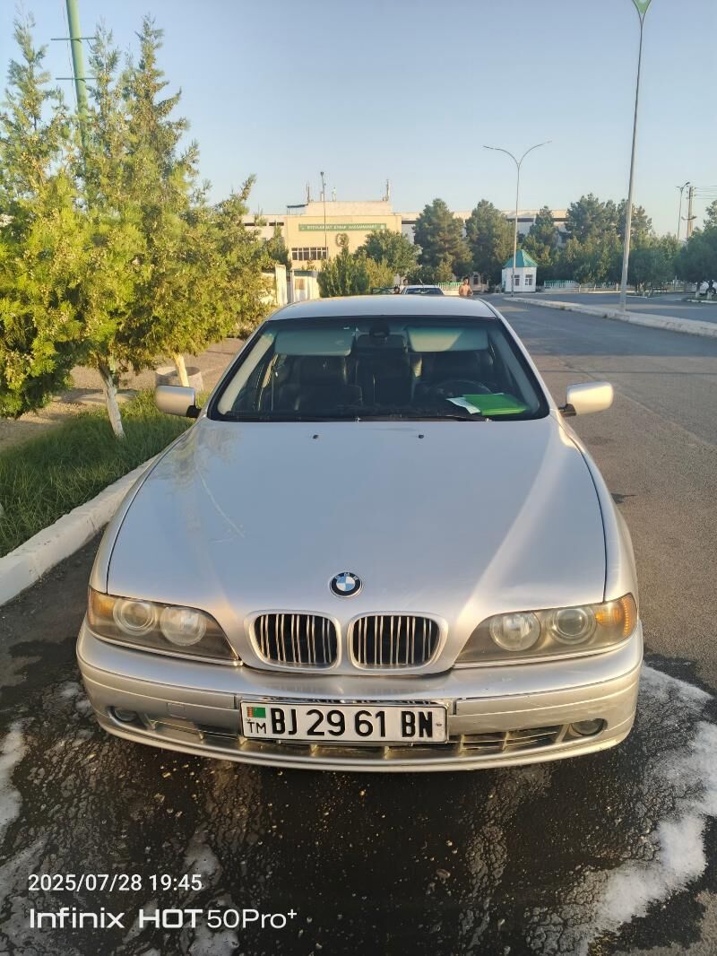 BMW E39 2000 - 130 000 TMT - Gyzylarbat - img 2