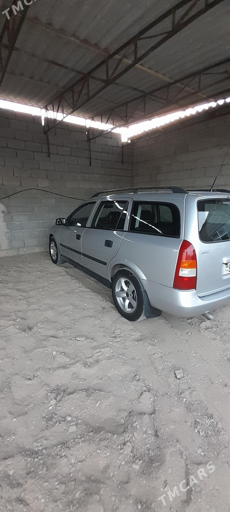 Opel Astra 2002 - 89 000 TMT - Бахарден - img 1