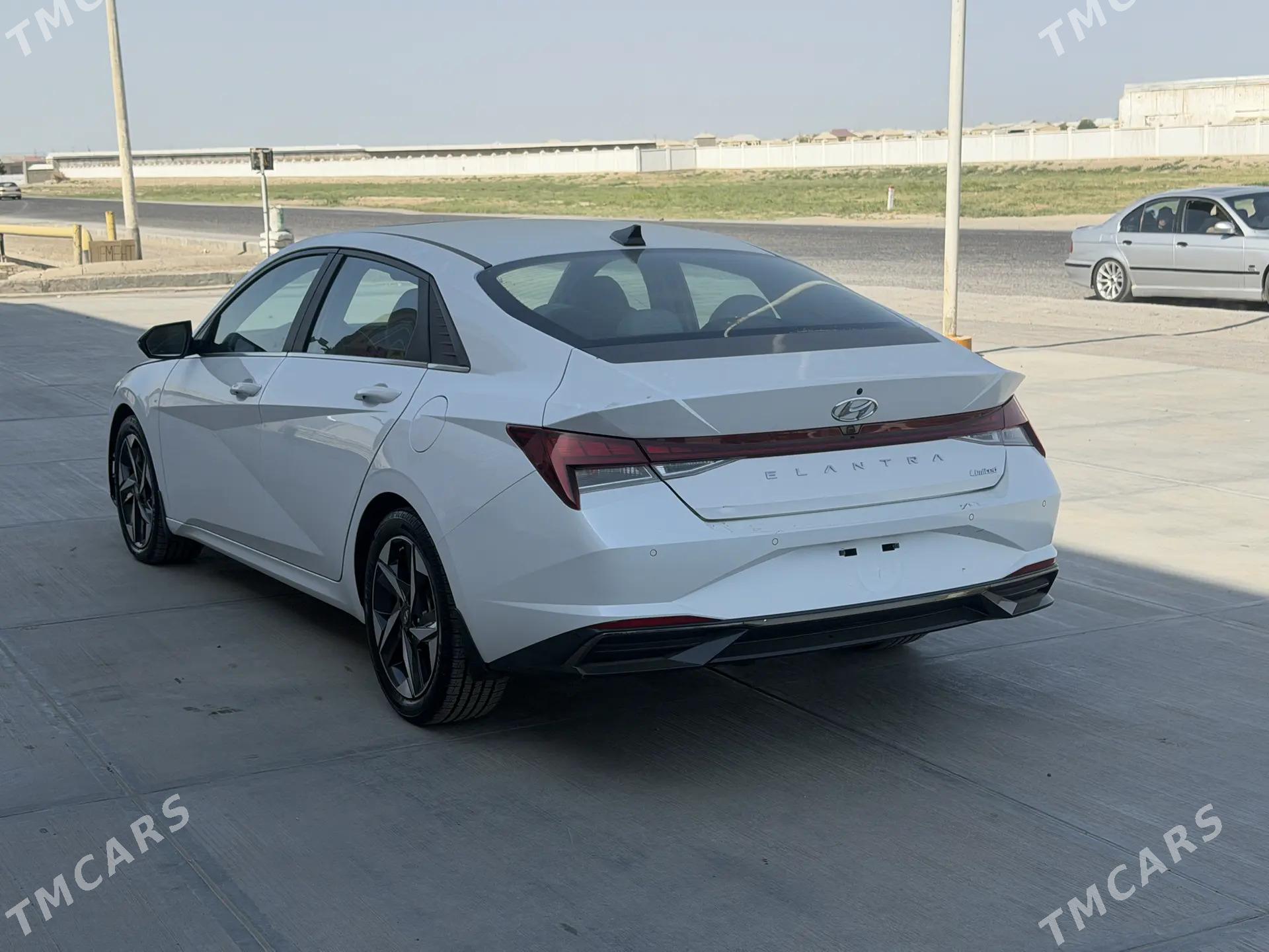 Hyundai Elantra 2022 - 265 000 TMT - Мары - img 3