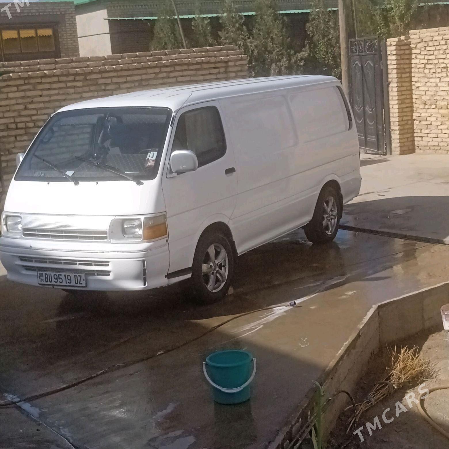 Toyota Hiace 1994 - 95 000 TMT - Şabat etr. - img 4
