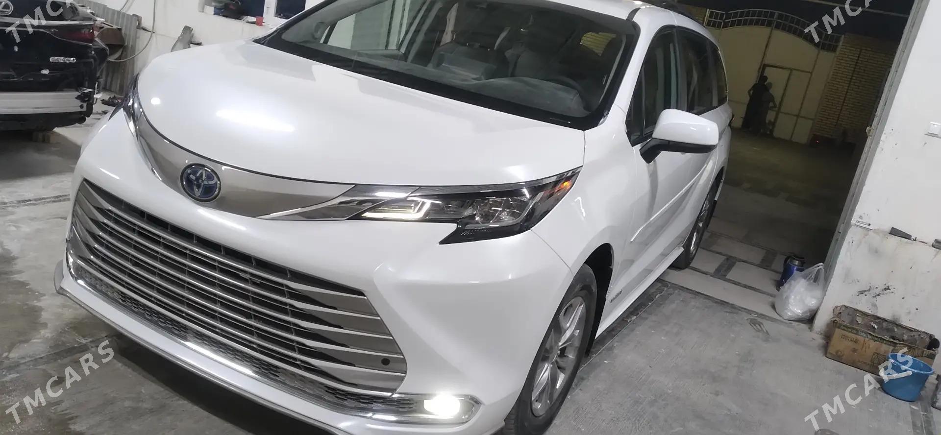 Toyota Sienna 2021 - 515 000 TMT - Мары - img 5