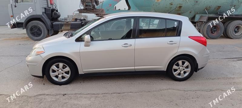 Nissan Versa 2010 - 135 000 TMT - Büzmeýin - img 5