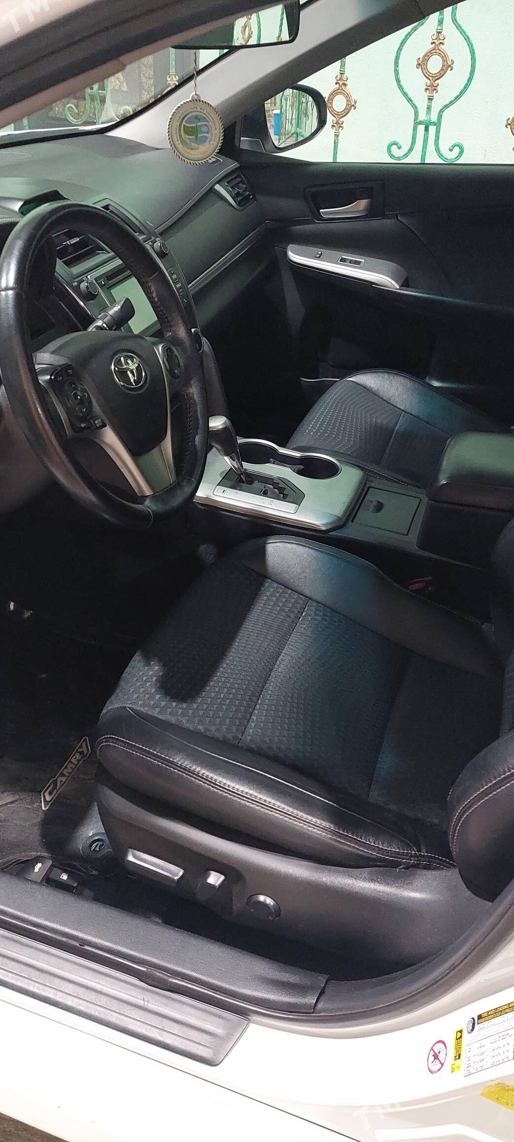 Toyota Camry 2014 - 243 000 TMT - Ашхабад - img 5
