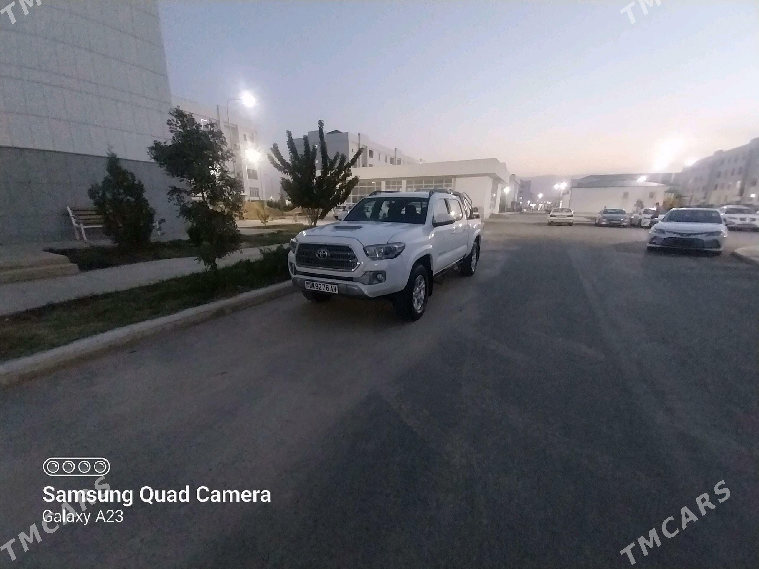 Toyota Tacoma 2017 - 360 000 TMT - Гёкдепе - img 6