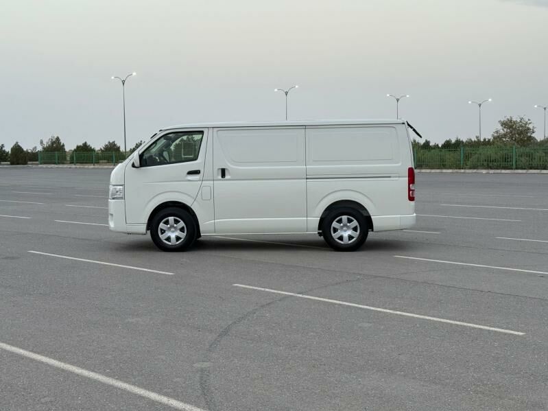Toyota Hiace 2025 - 455 000 TMT - Ашхабад - img 7