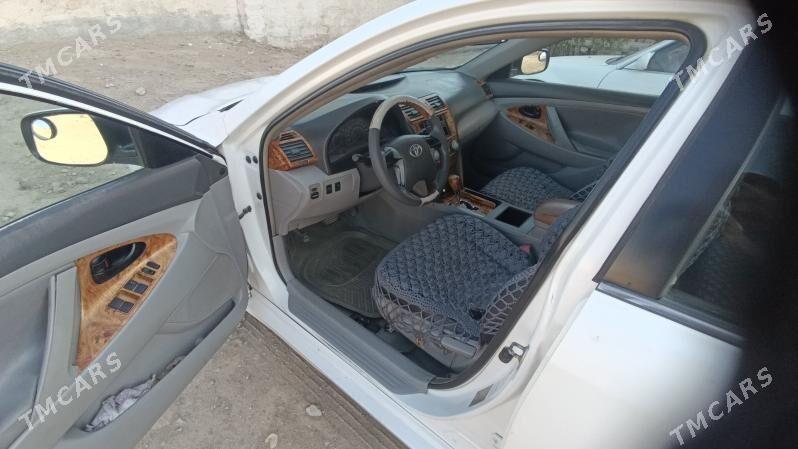 Toyota Camry 2010 - 130 000 TMT - Туркменбаши - img 1