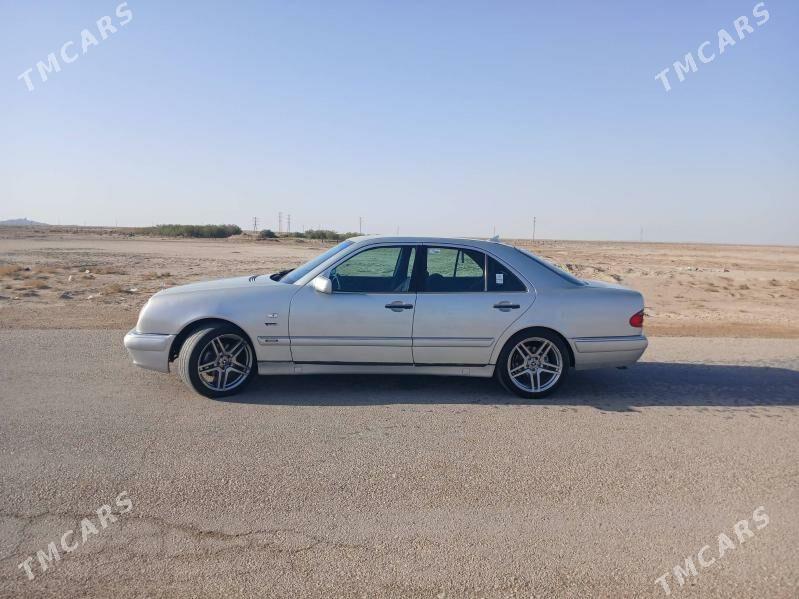 Mercedes-Benz C320 1996 - 90 000 TMT - Gumdag - img 2