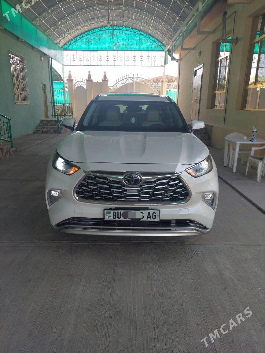 Toyota Highlander 2022 - 650 000 TMT - Aşgabat - img 2