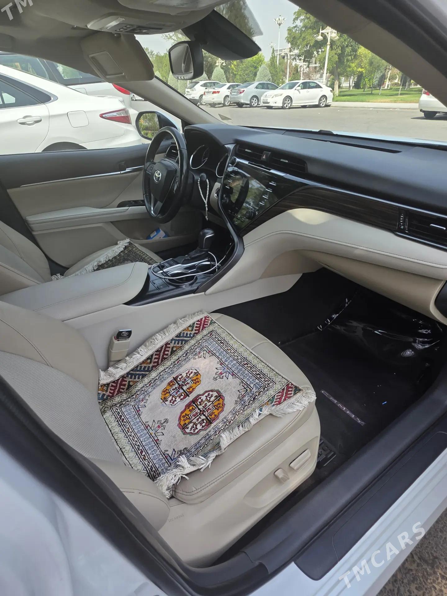 Toyota Camry 2019 - 370 000 TMT - Aşgabat - img 5