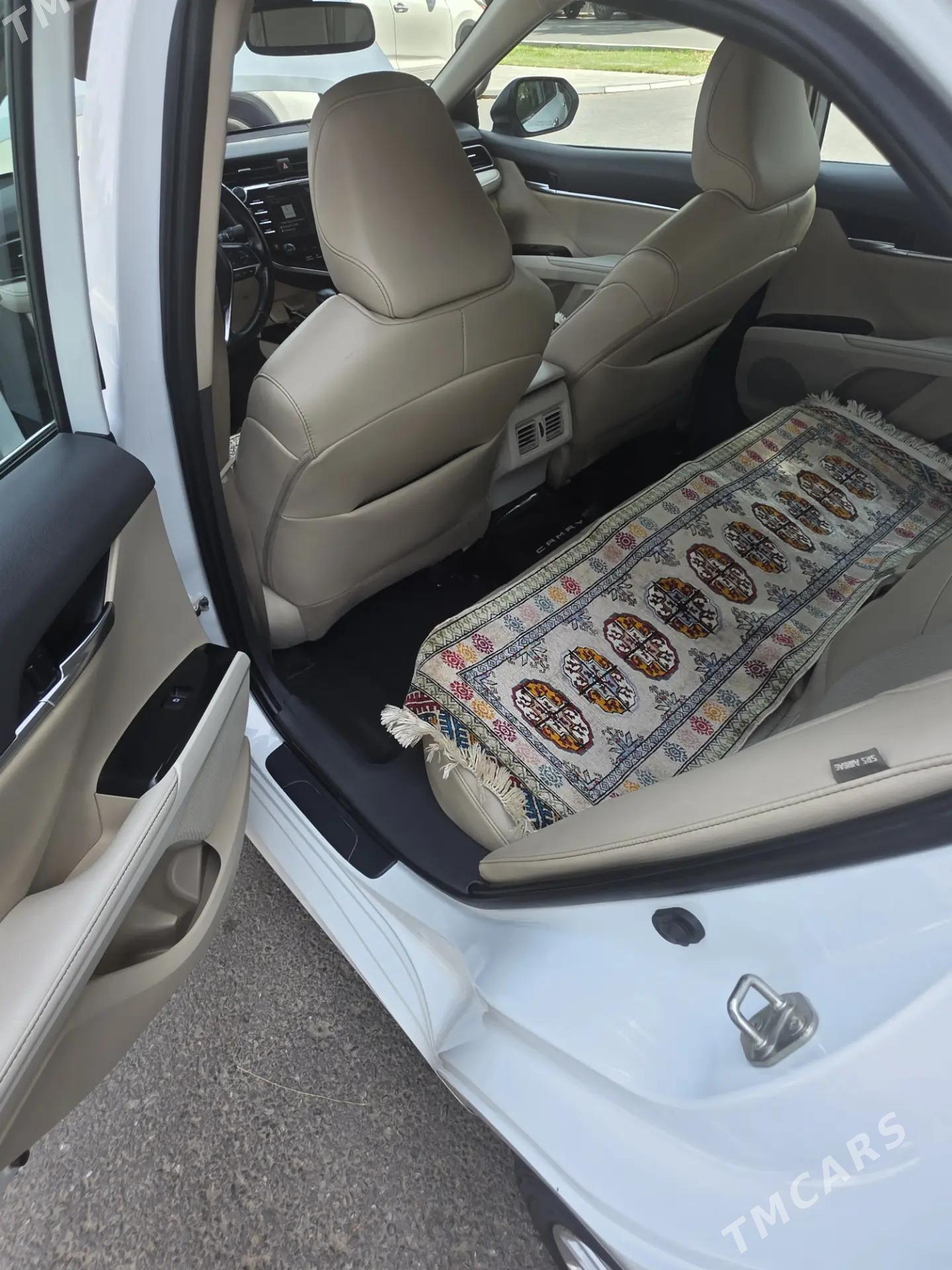 Toyota Camry 2019 - 370 000 TMT - Aşgabat - img 4