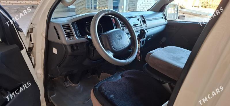 Toyota Hiace 2010 - 245 000 TMT - Мары - img 6