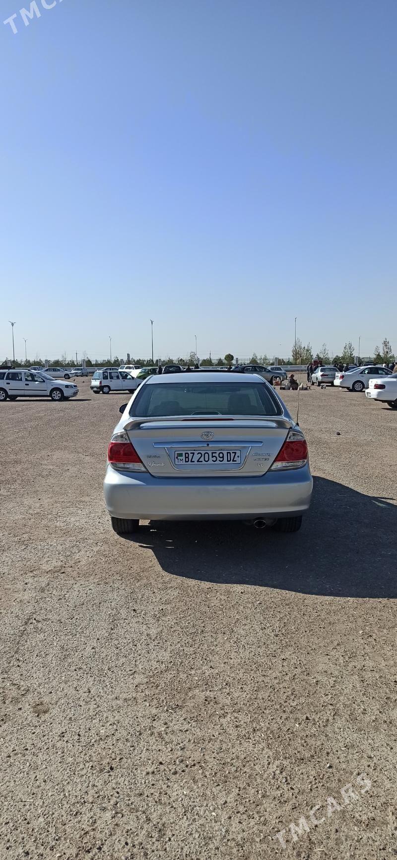 Toyota Camry 2004 - 185 000 TMT - Şabat etr. - img 4