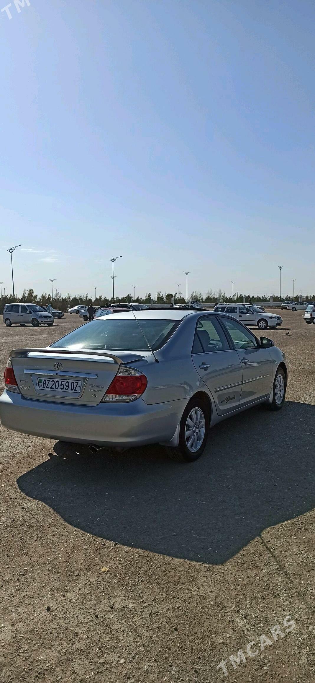 Toyota Camry 2004 - 185 000 TMT - Şabat etr. - img 10