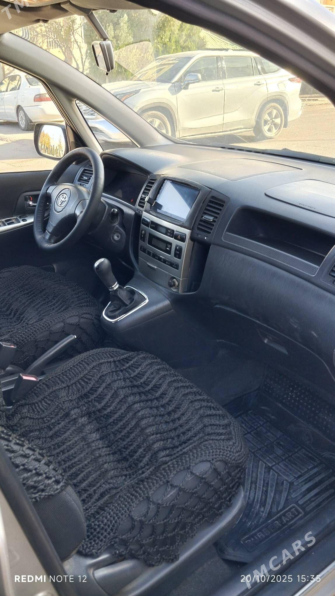 Toyota Corolla Verso 2003 - 110 000 TMT - Дашогуз - img 5