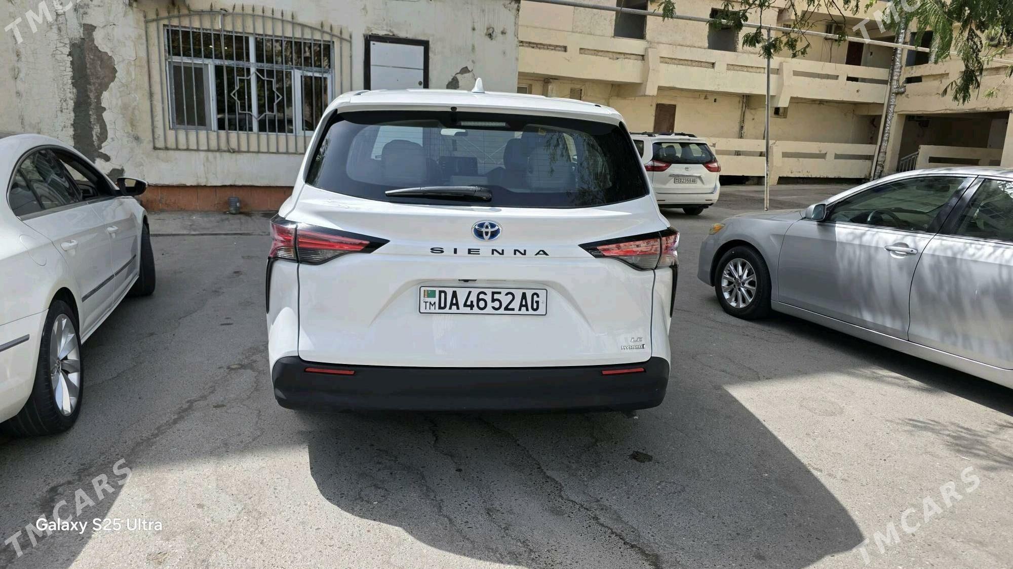 Toyota Sienna 2022 - 460 000 TMT - Ашхабад - img 5