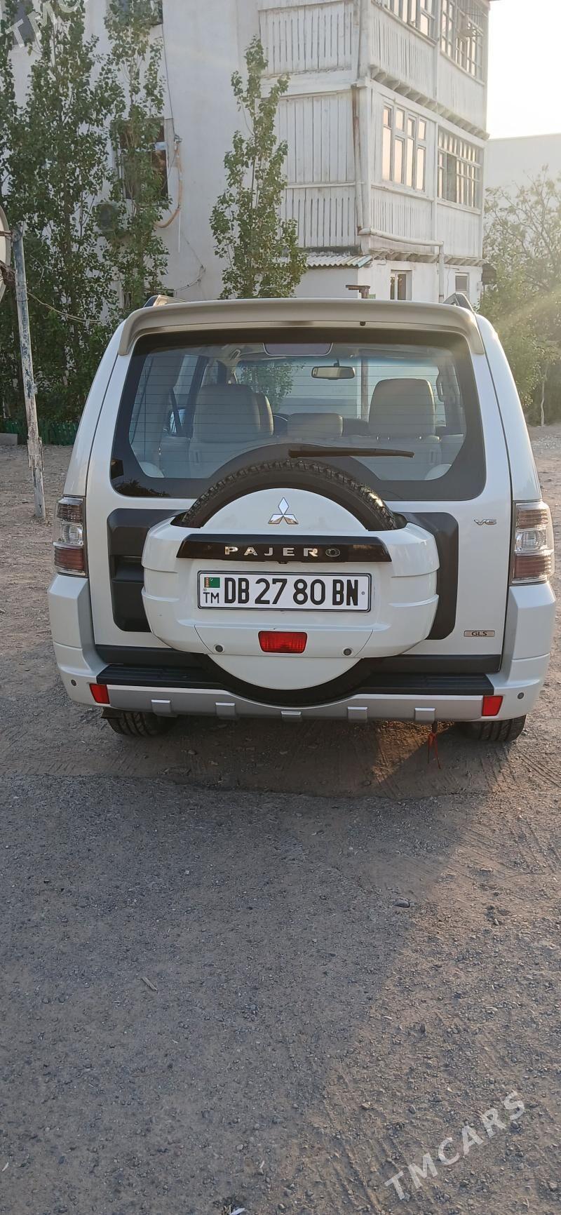 Mitsubishi Pajero 2012 - 250 000 TMT - Туркменбаши - img 4